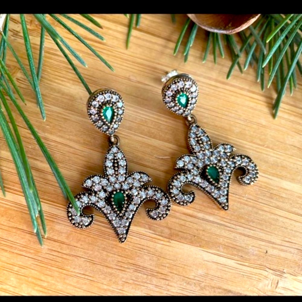 925 Sterling Silver, Emerald & Topaz drop Earrings - Picture 4 of 6